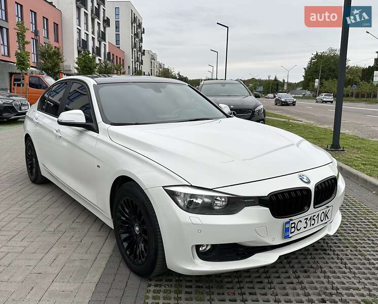 Седан BMW 3 Series 2014 в 