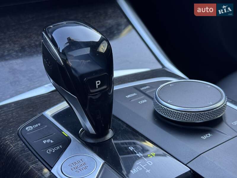 Седан BMW 3 Series 2020 в Киеве фото 13 Седан BMW 3 Series 2020 в Киеве