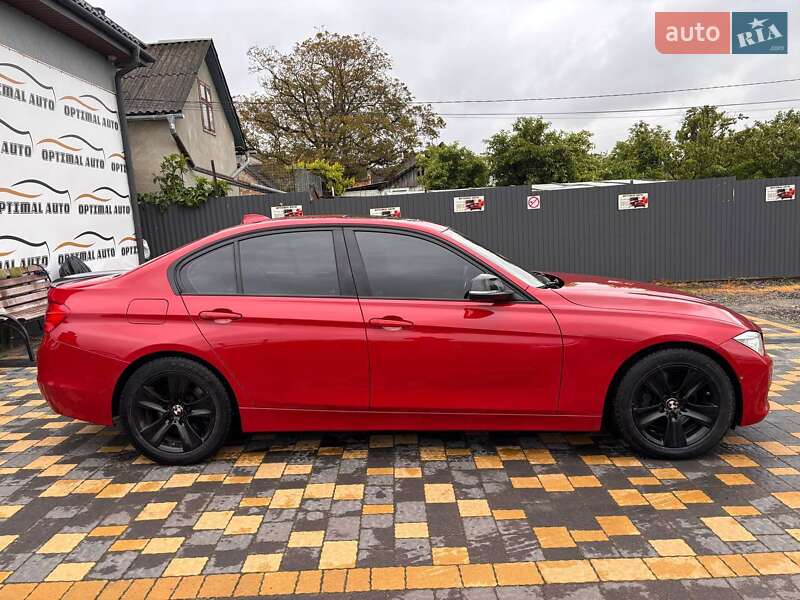 Седан BMW 3 Series 2012 в Львові