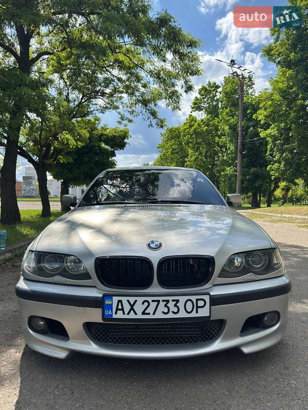 Седан BMW 3 Series 2004 в 