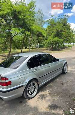 Седан BMW 3 Series 2004 в 