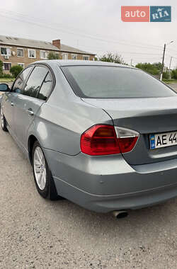 Седан BMW 3 Series 2006 в 