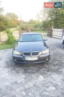 Седан BMW 3 Series 2008 в Волочиську