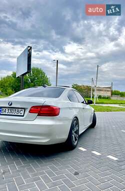 Купе BMW 3 Series 2012 в 