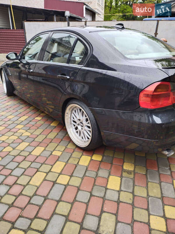 Седан BMW 3 Series 2006 в Луцке