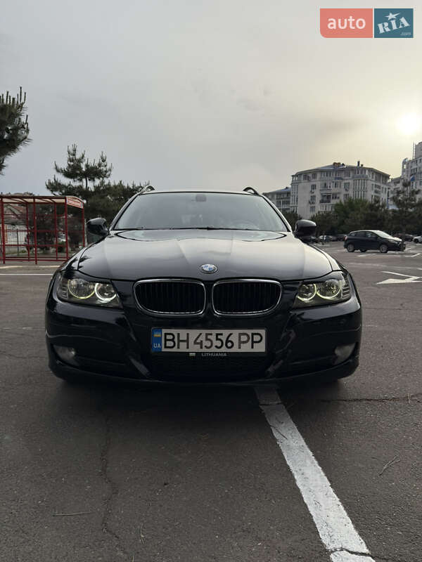 Універсал BMW 3 Series 2009 в Одесі