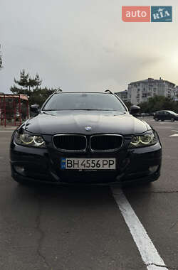 Универсал BMW 3 Series 2009 в 