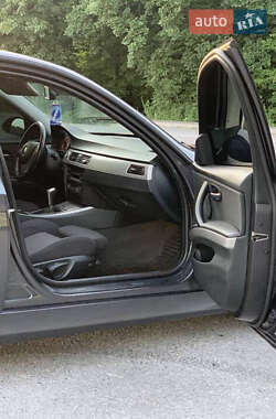 Седан BMW 3 Series 2006 в 
