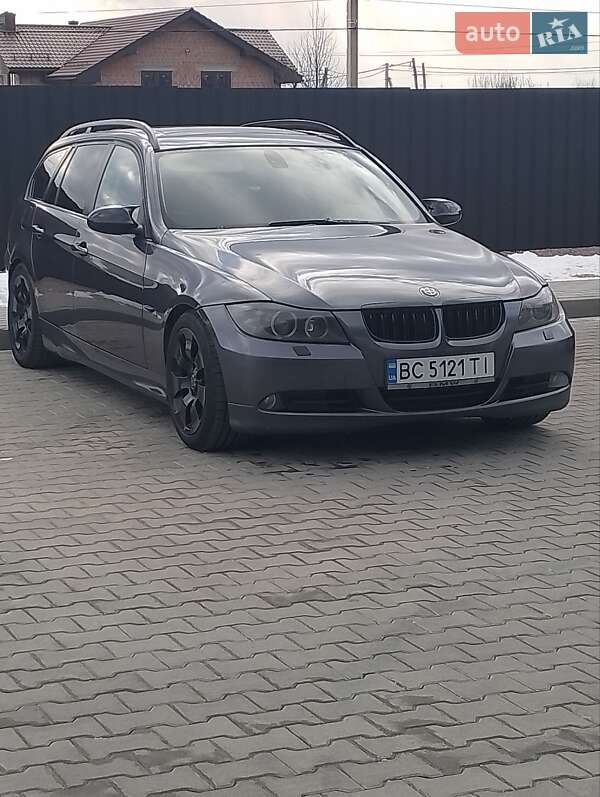 Універсал BMW 3 Series 2005 в Винниках