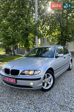 Седан BMW 3 Series 2003 в Надворной