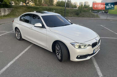 Седан BMW 3 Series 2015 в 