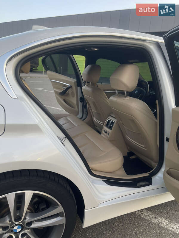 Седан BMW 3 Series 2015 в Києві фото 39 Седан BMW 3 Series 2015 в Києві