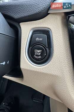 Седан BMW 3 Series 2016 в 