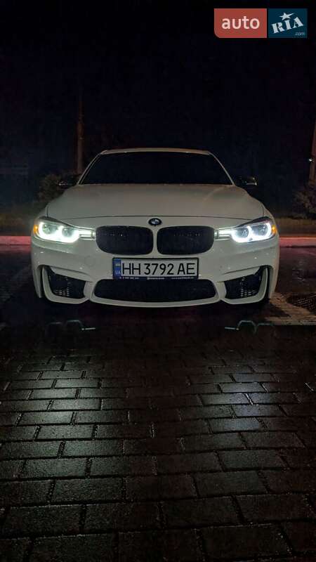 Седан BMW 3 Series 2017 в Одессе