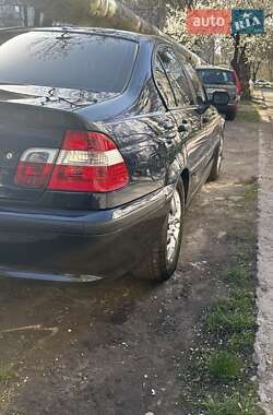 Седан BMW 3 Series 2004 в 