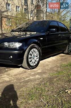 Седан BMW 3 Series 2004 в 