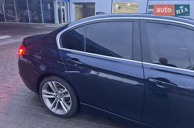 Седан BMW 3 Series 2016 в 