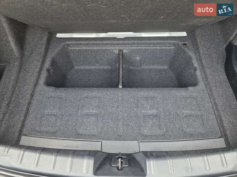 Седан BMW 3 Series 2012 в Одессе