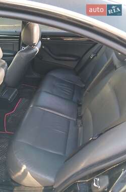 Седан BMW 3 Series 2004 в 