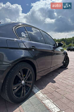Седан BMW 3 Series 2006 в 