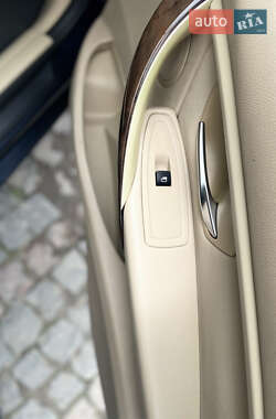 Седан BMW 3 Series 2013 в 
