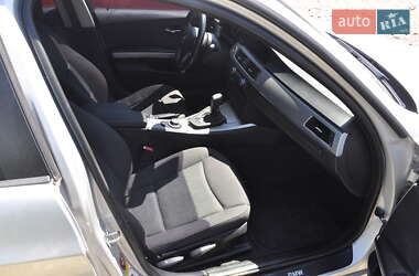Универсал BMW 3 Series 2009 в 