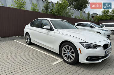 Седан BMW 3 Series 2017 в 