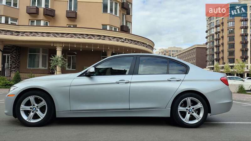 Седан BMW 3 Series 2014 в Киеве