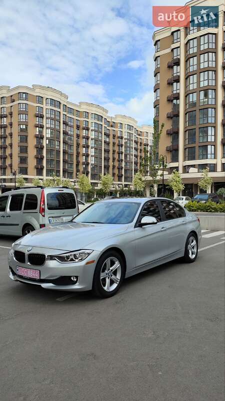 Седан BMW 3 Series 2014 в Киеве