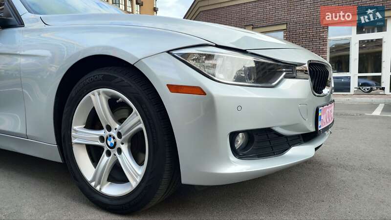 Седан BMW 3 Series 2014 в Киеве