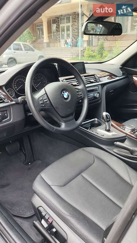 Седан BMW 3 Series 2014 в Киеве