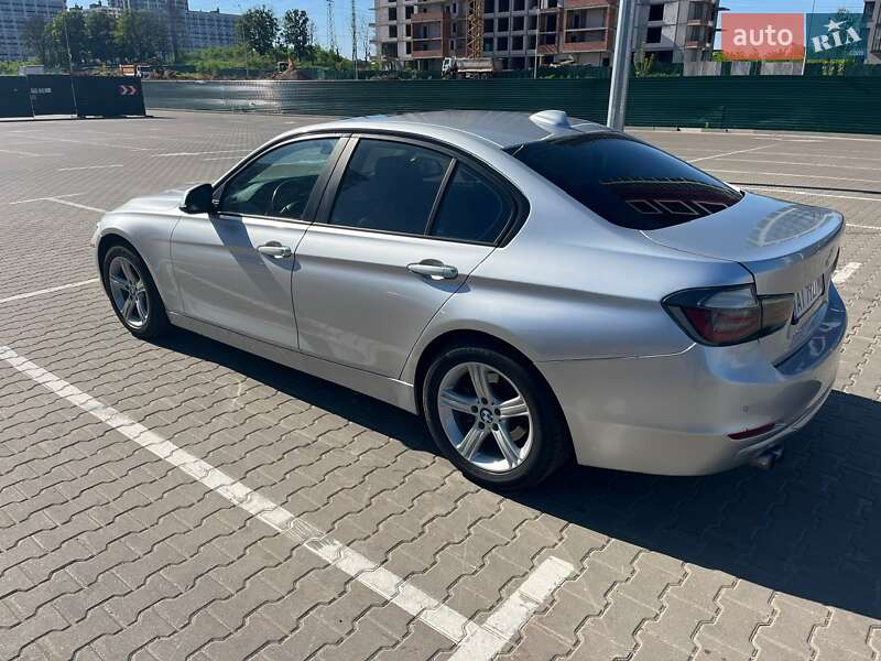 Седан BMW 3 Series 2012 в Киеве