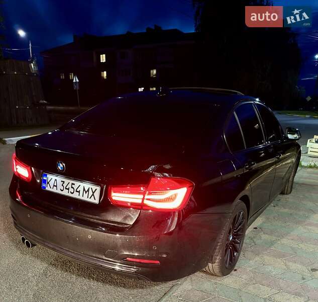 Седан BMW 3 Series 2016 в Макарові
