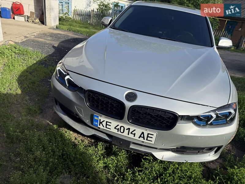 Седан BMW 3 Series 2013 в 