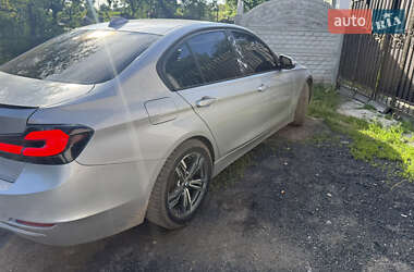 Седан BMW 3 Series 2013 в 