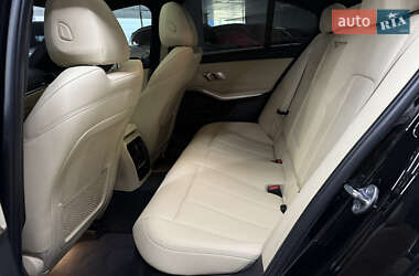 Седан BMW 3 Series 2019 в 