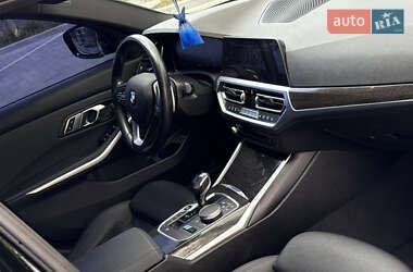 Седан BMW 3 Series 2020 в 