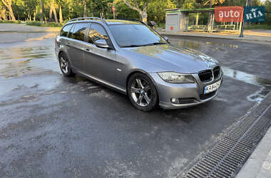 Универсал BMW 3 Series 2010 в 