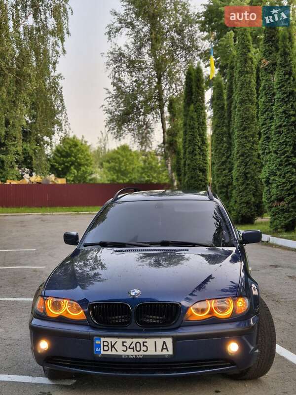 Универсал BMW 3 Series 2005 в Корце