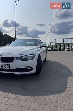 Седан BMW 3 Series 2016 в 