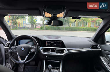 Седан BMW 3 Series 2019 в 