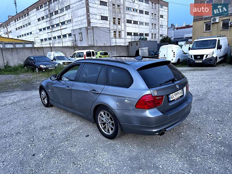 Универсал BMW 3 Series 2011 в Киеве