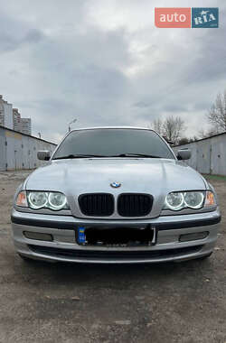 Седан BMW 3 Series 2001 в 