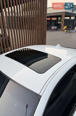Купе BMW 3 Series 2011 в 