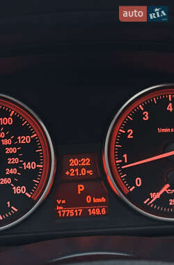 Купе BMW 3 Series 2011 в 