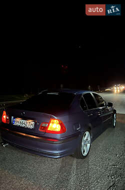 Седан BMW 3 Series 1999 в Врадиевке