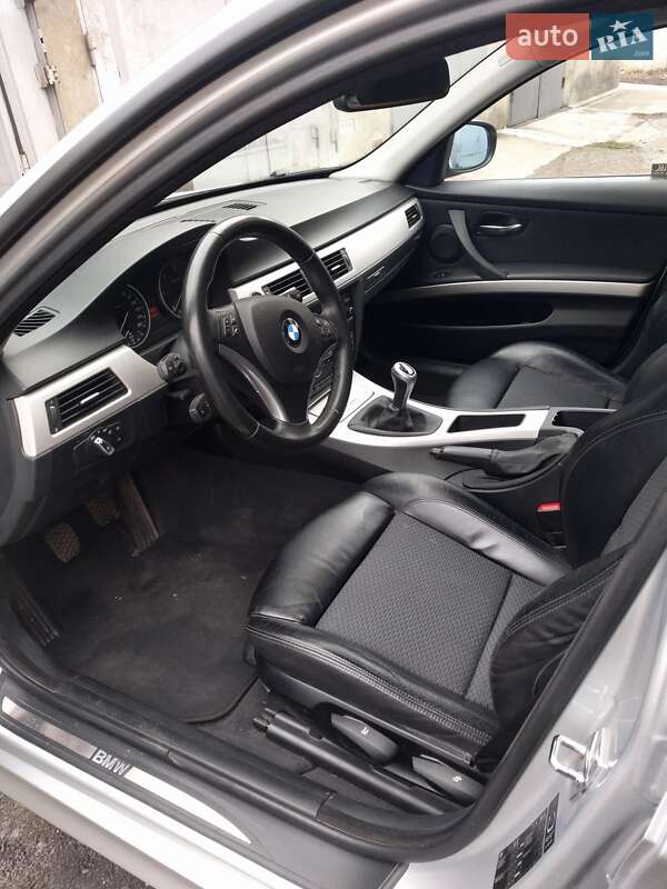Універсал BMW 3 Series 2009 в Хмельницькому