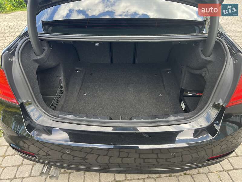 Седан BMW 3 Series 2015 в Івано-Франківську