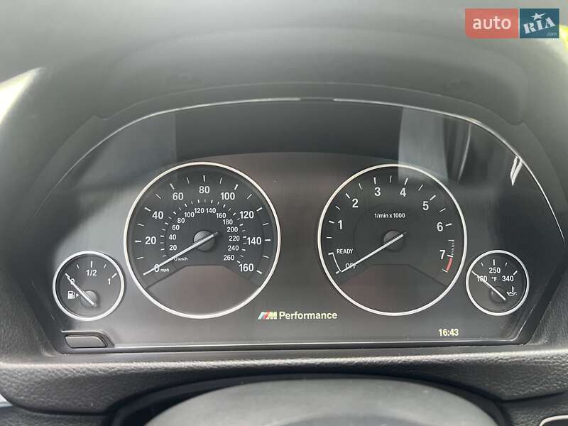 Седан BMW 3 Series 2015 в Івано-Франківську