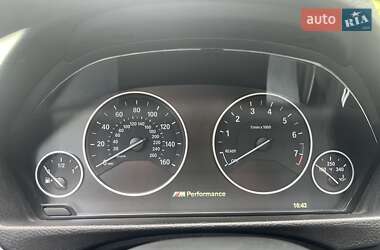 Седан BMW 3 Series 2015 в 